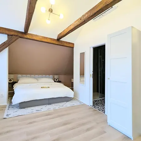Na Bezu Otel *