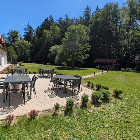 Szálloda Na Bezu Drahonitz